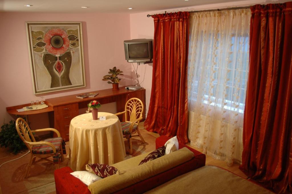 Country Club La Mesteceni Sebeş Δωμάτιο φωτογραφία